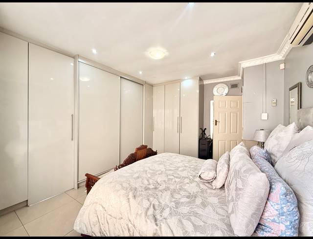 4 BEDROOM FREESTANDING FOR SALE IN KHARWASTAN